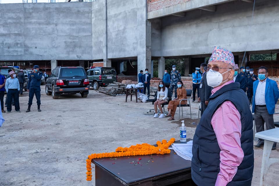 प्रचण्डसँग कर्णाली प्रदेश सरकारको विषयमा छलफल भएको हो, पार्टी फुट्दैनः प्रधानमन्त्री