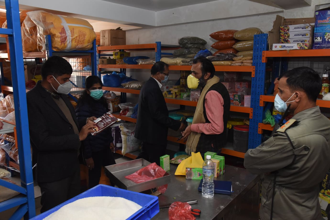 न्यूरोडको स्वस्तिक मिठाइ पसललाई २ लाख रुपैयाँ जरिवाना