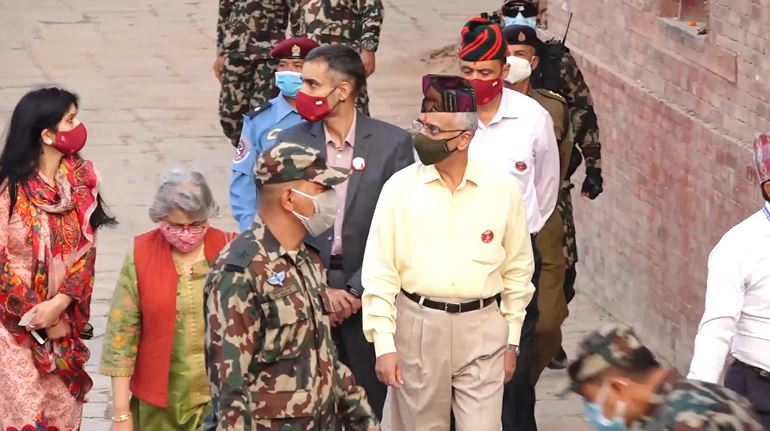 भारतीय स्थल सेनाध्यक्ष नरवणेद्वारा  जिवितदेवी कुमारीको दर्शन